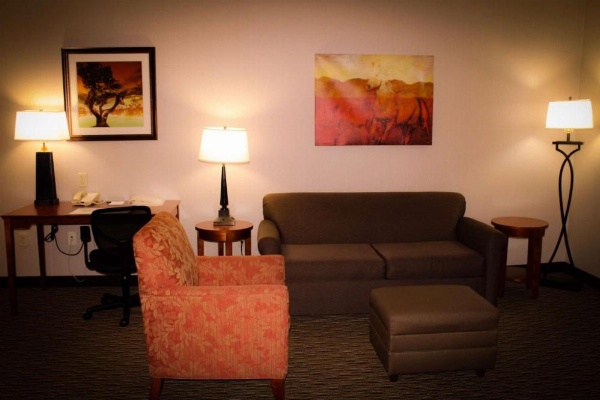 Best Western Plus Arrowhead Hotel image 16