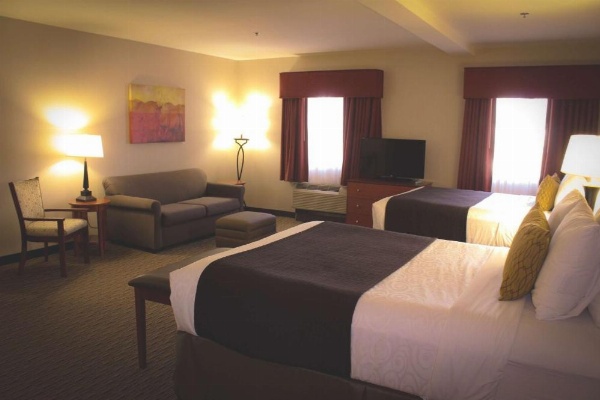 Best Western Plus Arrowhead Hotel image 21