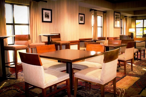 Best Western Plus Arrowhead Hotel image 25